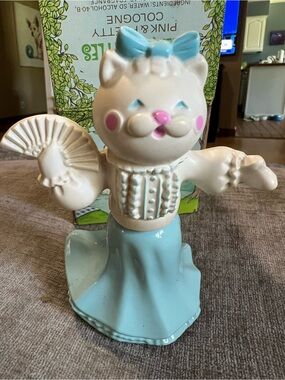 Vintage Avon Feline Fluffles Cologne bottle